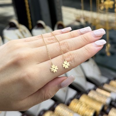 گوشواره بخیه